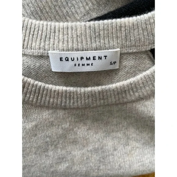 Equipment Femme Womens CASHMERE Striped Sweater Long Sleeve Size S/P CREAM - Picture 5 of 6